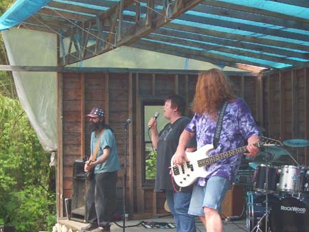 113_1254TJP LIVE AT GOBLE